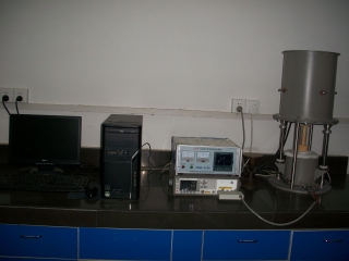 高低温介电温谱测试系统
